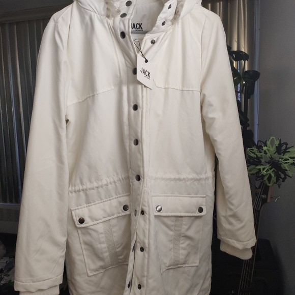 Jack by BB Dakota - Picture 2 of 7